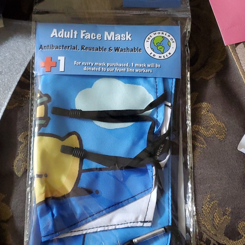 Designer mask 😷 with pouch washable